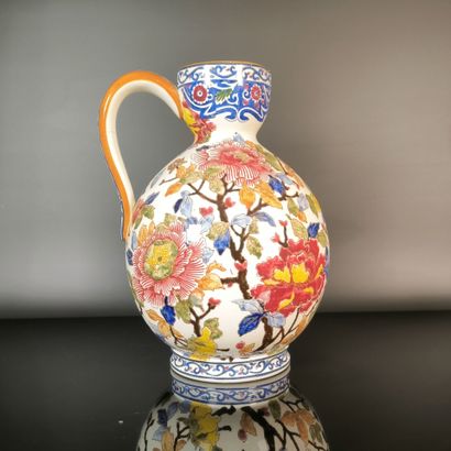 GIEN
Polychrome earthenware pitcher, 
