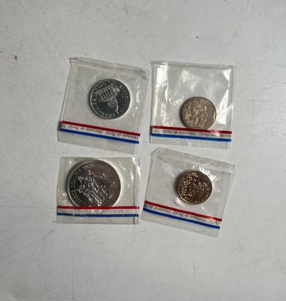Lot de 4 pièces de monnaie :
50 F Hercule...