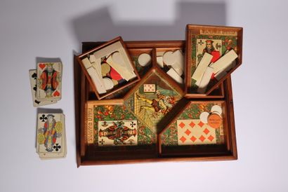 Jeux de nain jaune
Joint : lot de jetons...