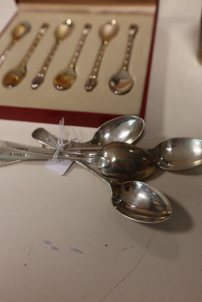 Lot
Timbale en argent monogrammés CD
Cinq...