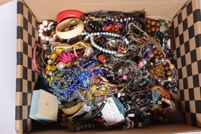 Lot de bijoux fantaisies