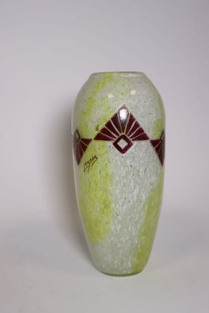 LEGRAS (1839-1916)
vase en verre marmoréen...