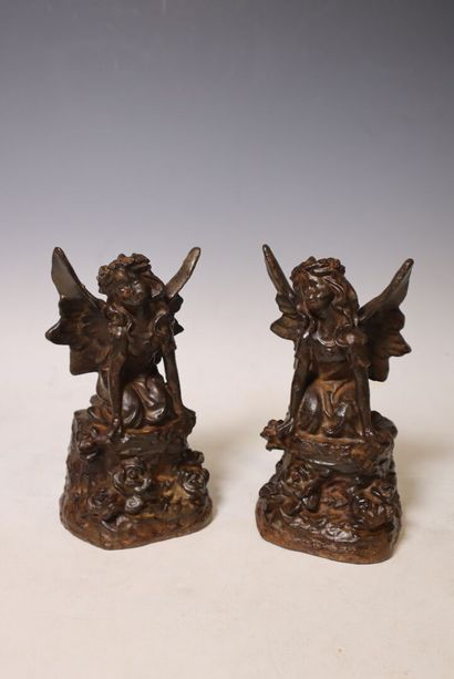 Paire de statue en fonte représentant chérubin...