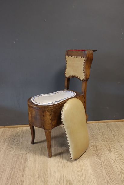Bidet en bois naturel époque Louis XV
Restaurations,...