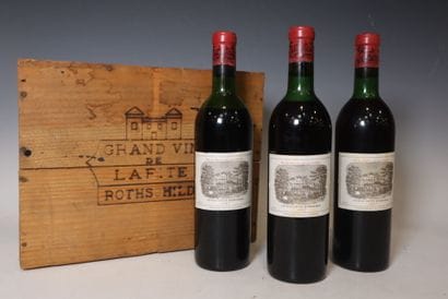 3 bouteilles de Château Lafite-Rothschild...