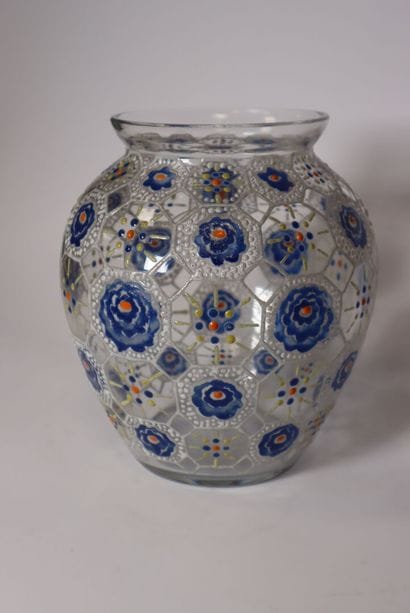 Paul NICOLAS (1875-1952). 
Vase à panse ovoïde...