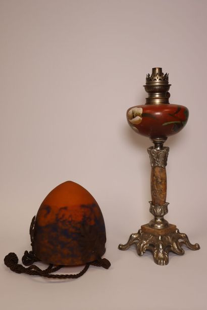 Set including: 
a ceramic kerosene lamp with...