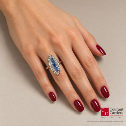 Two-tone gold marquise ring, set with 5 oval...