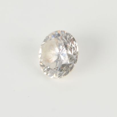 Diamant rond taille brillant pesant env....