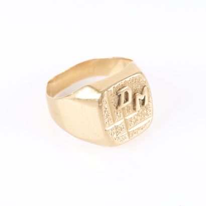 Gold signet ring marked 