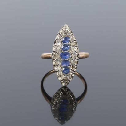 Two-tone gold marquise ring, set with 5 oval...
