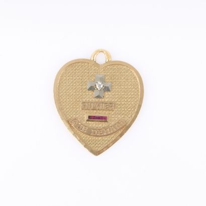 Maison AUGIS
Pendentif médaille d'amour 'Plus...