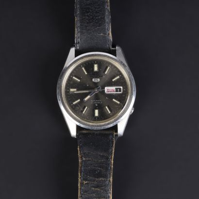 . Seiko automatic watch with a black case...