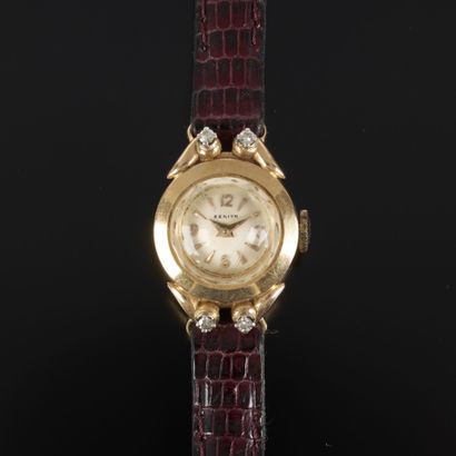 Zenith ladies' watch in gold, with a white...
