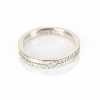 De Beers 
Alliance en or gris (750‰) avec...