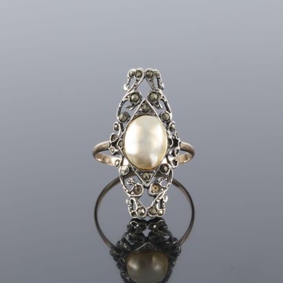 Marquise ring in gold and silver set with...