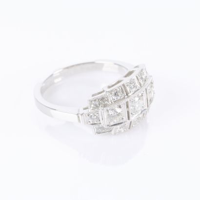 Art Deco-style white gold ring set with brilliant-cut...
