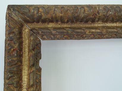 Cadre baguettes en chêne sculpté et doré...