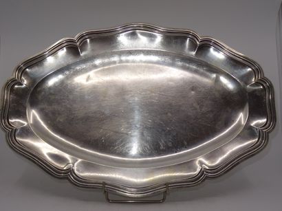 Un plat en argent poinçon Minerve modèle...