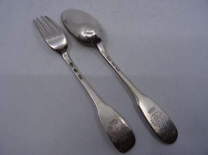 Lot de dix-neuf couverts en argent modèle...