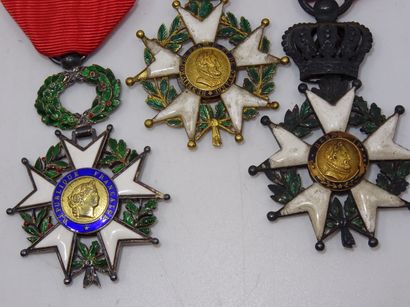 Lot de cinq Légions d'honneur dont une miniature,...