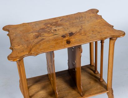 Etablissements GALLE: Petite table à partitions...