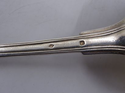 Louche en argent modèle à filet. Poinçon...