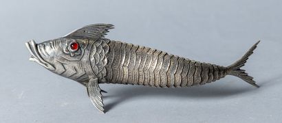 Poisson articulé en argent. Travail espagnol....
