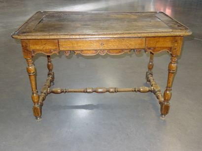 Table à écrire Louis XIII en chêne, pieds...
