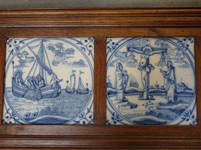 DELFT : Suite de huit carreaux en terre cuite...