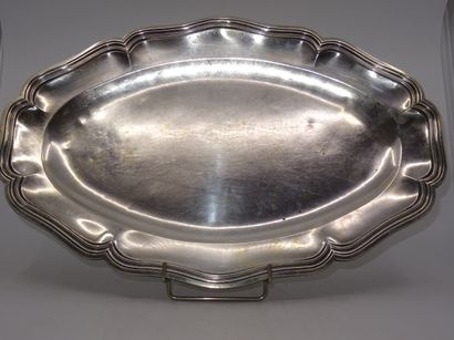 Un plat en argent poinçon Minerve modèle...