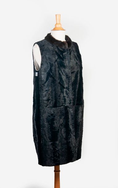 S MAX MARA


Sous manteau sans manche en...
