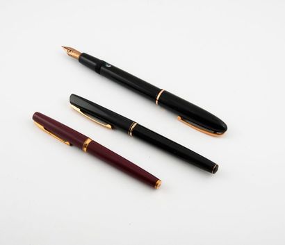 WATERMAN


Lot de trois stylos-plume en composition.

Avec...