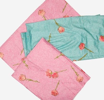 Christian LACROIX


Lot comprenant :

- Une...