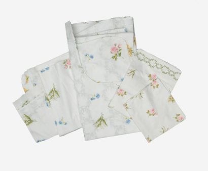 CHRISTIAN DIOR


Parure de lit en coton imprimé...
