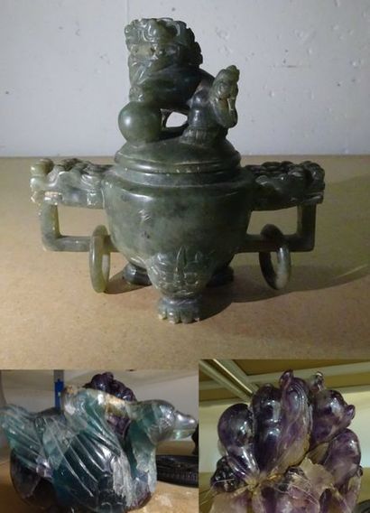 CHINE, XXème siècle

Vase couvert de forme...