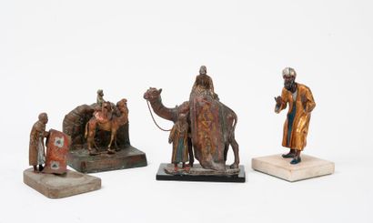 Quatre sujets orientalistes de type viennois...