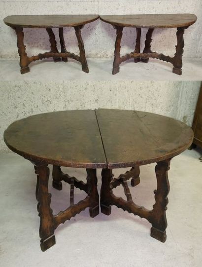 Italie, XVIIème siècle

Deux consoles tripodes...