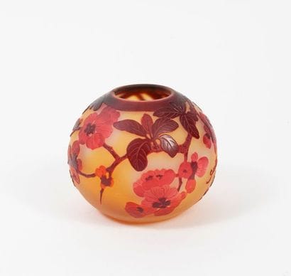 ÉTABLISSEMENTS GALLÉ


Vase boule à fond...