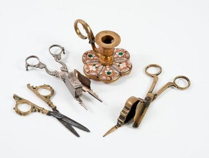 Deux paire de mouchettes, rayures, chocs...