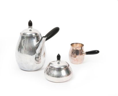 Maison Georg JENSEN, Denmark


Service à...