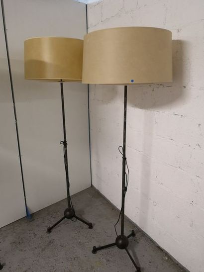 Jacques GRANGE (1944)


Paire de lampadaires...