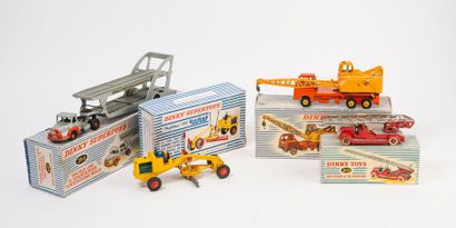 DINKY SUPERTOYS
Lot comprenant :
- Profileur...