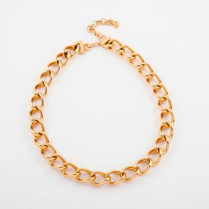CHRISTIAN DIOR


Collier en métal doré à...
