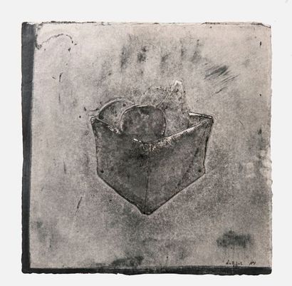 ERIC LIOT (1964)


Nature morte, 2002. 

Technique...