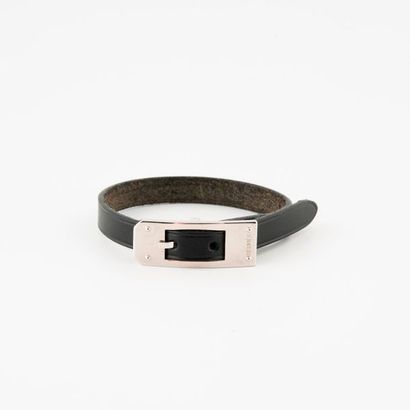 HERMES Paris, Kelly 2


Bracelet en cuir...