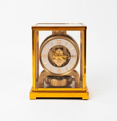 JAEGER-LECOULTRE, Atmos


Pendule cage en...