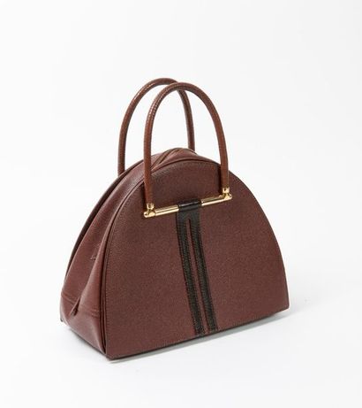 HERMÈS Paris made in France


Sac à main...