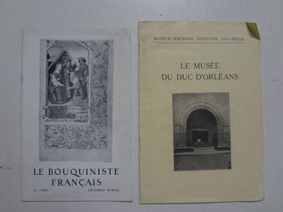 Lot de deux brochures :

- Le bouquiniste...