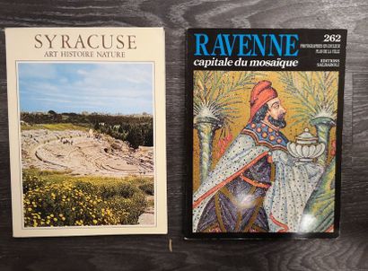 Lot comprenant : 

- Syracuse Art, Histoire,...